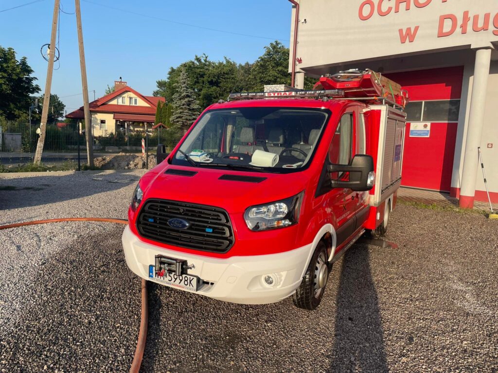 Wóz strażacki OSP Długiej Kościelnej - Ford Transit