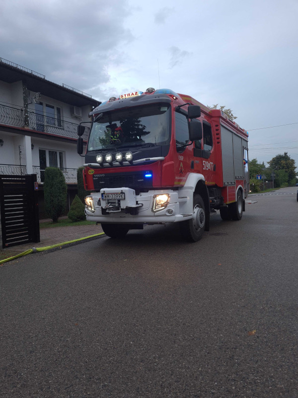 Najnowszy wóz strażacki OSP Długiej Kościelnej - Volvo FL280